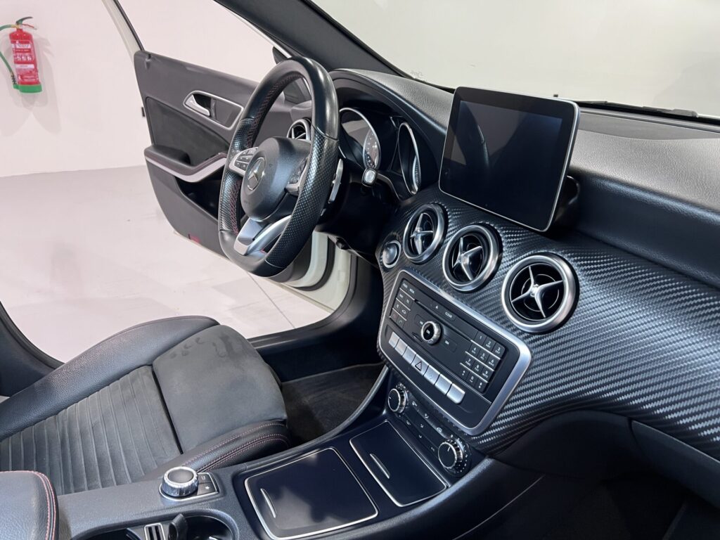 Mercedes-Benz A-Klasse A 200 CDI AMG Sport